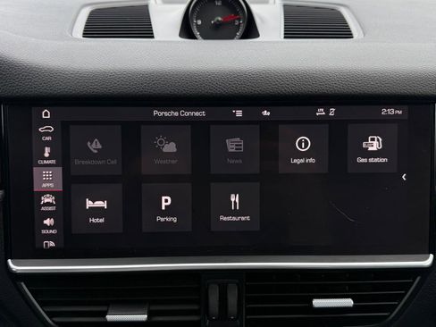 Used 2021 Porsche Cayenne image 37