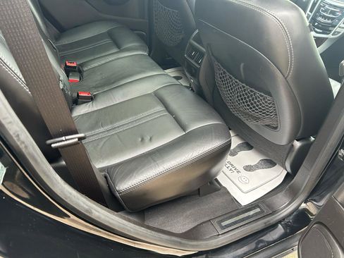 Used 2015 Cadillac SRX Luxury w/ Driver Awareness Package image 11