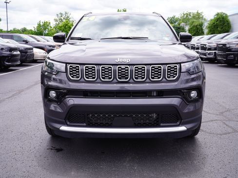 Used 2024 Jeep Compass Limited AWD/4WD image 10