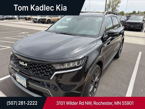 Certified 2022 Kia Sorento X-Line EX AWD/4WD image 1