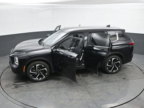 Used 2024 Mitsubishi Outlander SE image 53