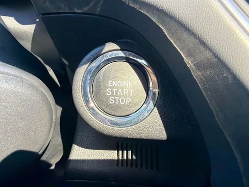 Certified 2025 Subaru Crosstrek 2.0i Premium image 31