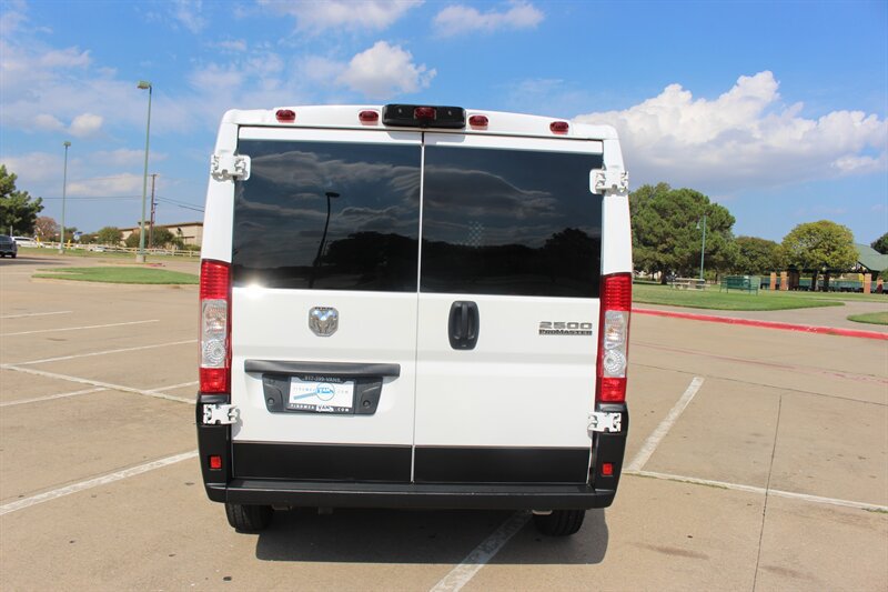 Used 2025 RAM ProMaster 2500 w/ U-Haul Equipment Group FWD image 4