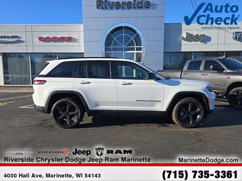 Used 2023 Jeep Grand Cherokee Limited w/ Luxury Tech Group II image 1