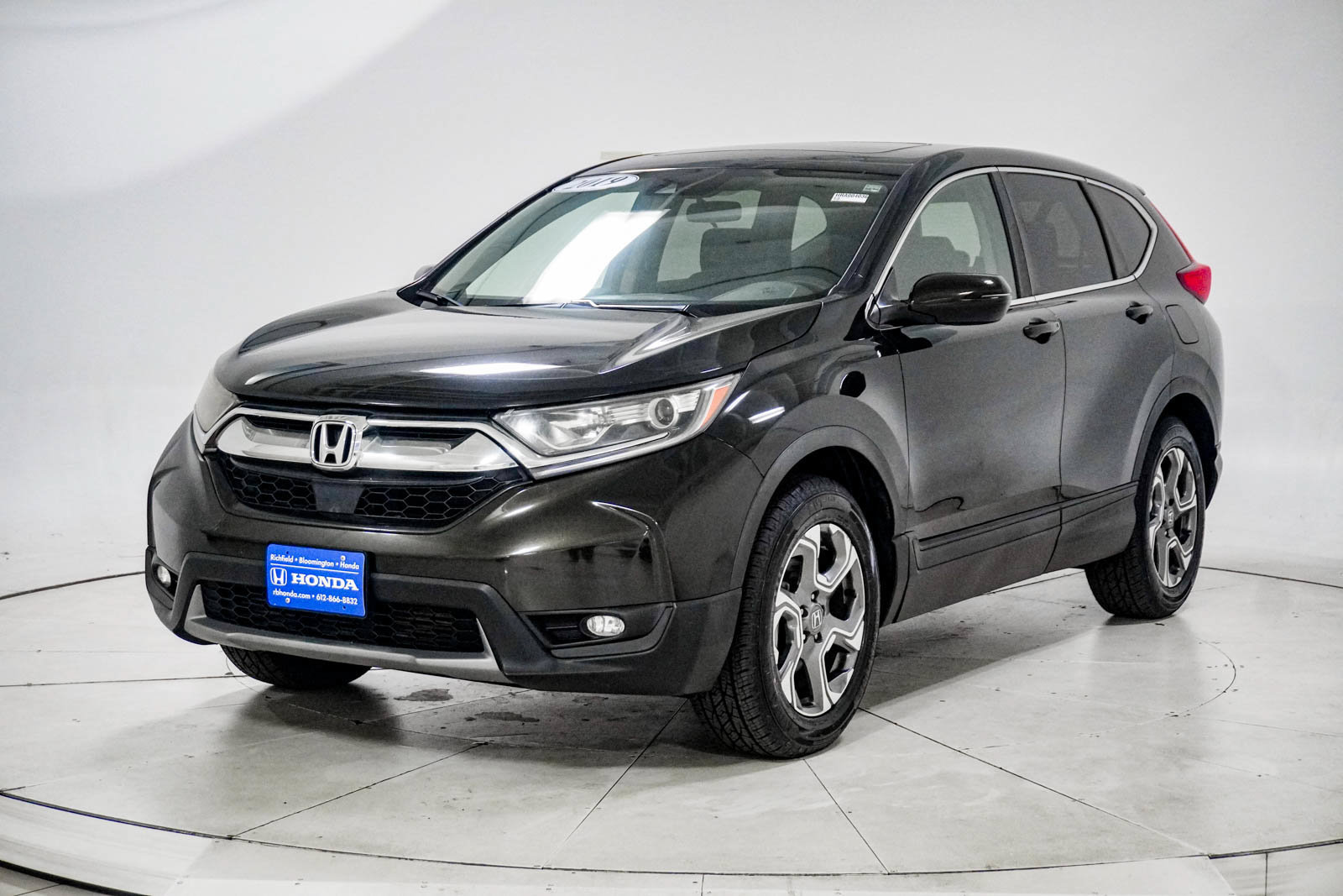 Used 2019 Honda CR-V EX image 3