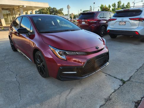 Used 2022 Toyota Corolla SE w/ Carpet Mat Package (TMS) FWD image 8