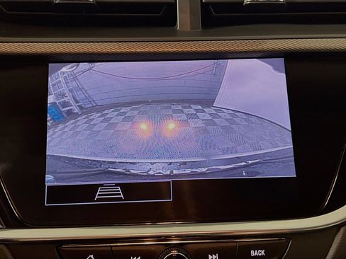 Used 2023 Buick Encore GX Preferred w/ Cold Weather Comfort Package image 28