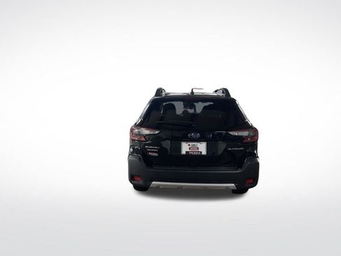 Certified 2025 Subaru Outback Limited image 5