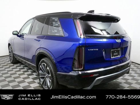Used 2026 Cadillac Vistiq Sport image 31