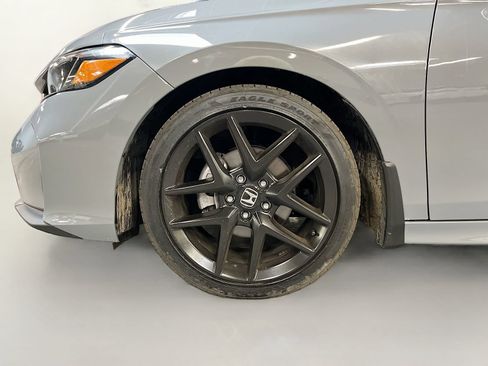 Used 2025 Honda Civic Sport image 28