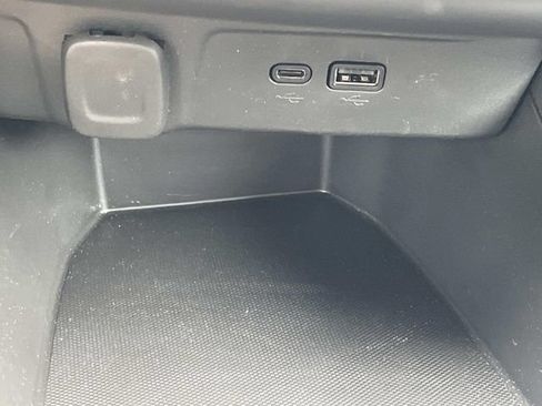 Used 2026 Chevrolet Trax RS FWD image 17