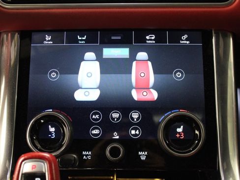 Used 2021 Land Rover Range Rover Sport SVR image 27