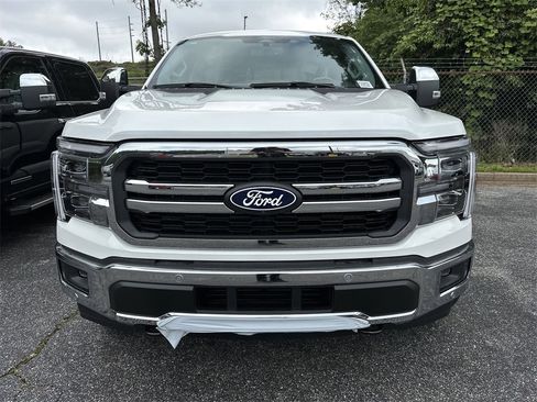 New 2025 Ford F150 Lariat w/ Equipment Group 502A High image 4