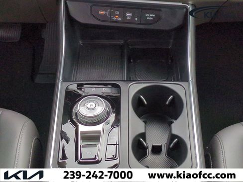 Certified 2026 Kia Carnival EX image 19