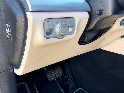 Used 2025 Mercedes-Benz GLE 350 4MATIC image 35