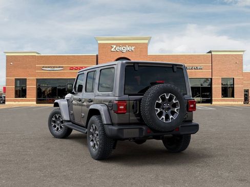 New 2026 Jeep Wrangler Unlimited Sahara AWD/4WD image 3