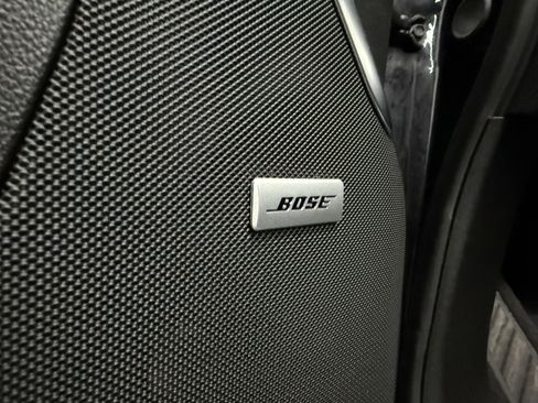 Used 2024 GMC Yukon XL Denali image 15