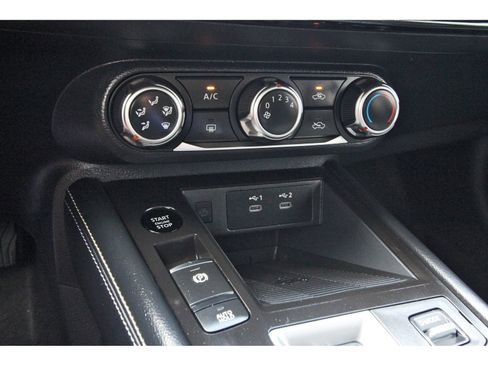 Certified 2025 Nissan Kicks SV AWD/4WD image 25