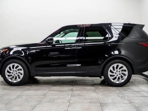 Used 2025 Land Rover Discovery S AWD/4WD image 8