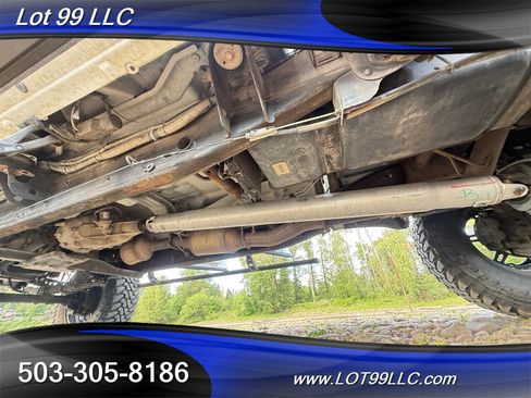 Used 2009 GMC Sierra 2500 SLT w/ Entertainment Package AWD/4WD image 53