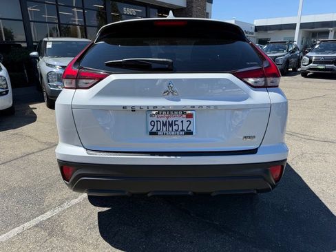 Used 2023 Mitsubishi Eclipse Cross LE AWD/4WD image 9