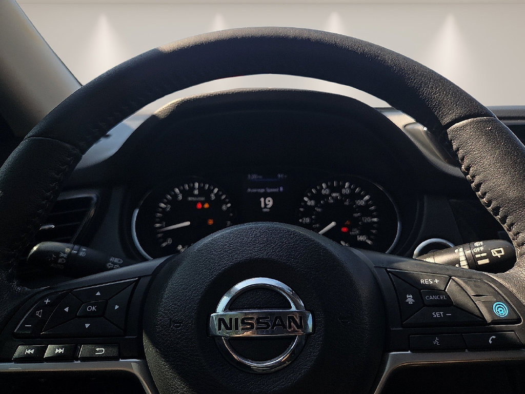 Used 2019 Nissan Rogue SL FWD image 24