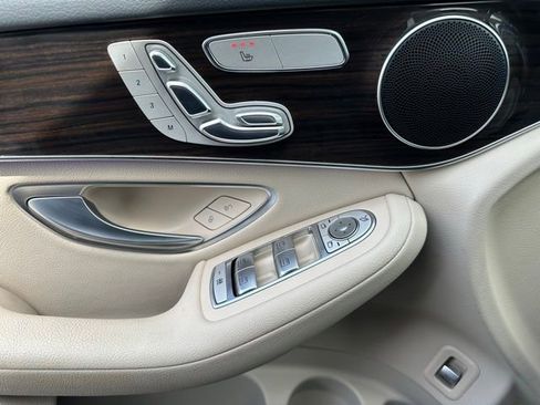 Certified 2022 Mercedes-Benz GLC 300 4MATIC image 16