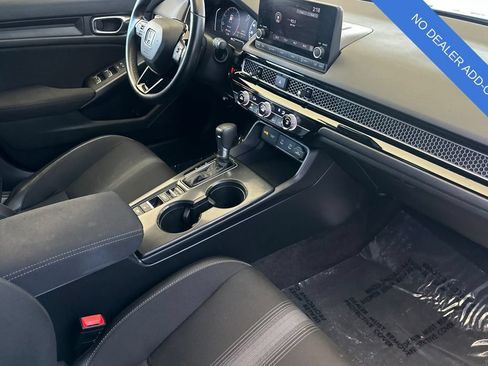 Used 2025 Honda Civic Sport image 16