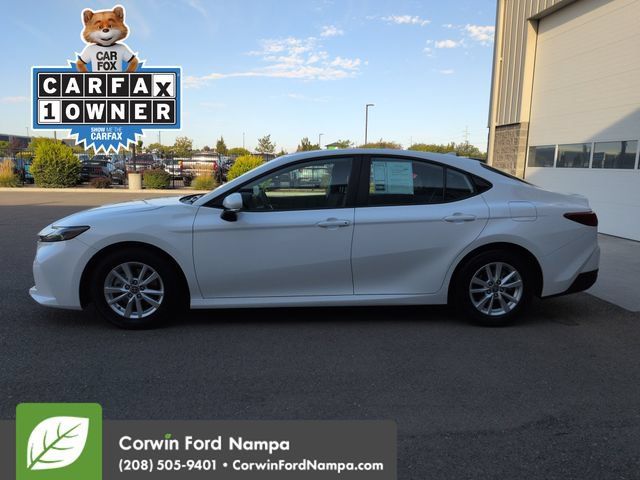 Used 2025 Toyota Camry LE FWD image 6