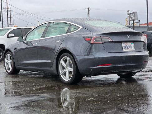 Used 2018 Tesla Model 3 Long Range image 5