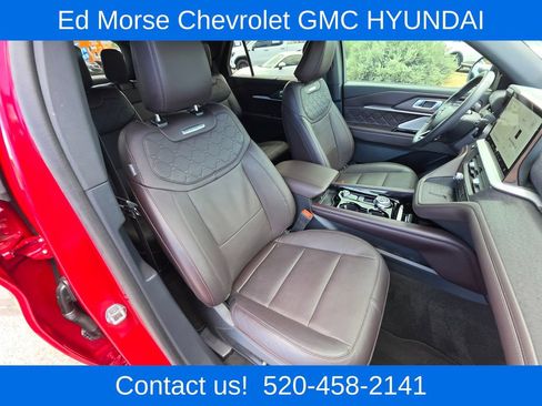Used 2025 Ford Explorer Platinum w/ Ultimate Package AWD/4WD image 12