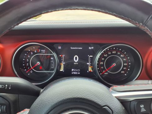 Used 2020 Jeep Gladiator Rubicon AWD/4WD image 35