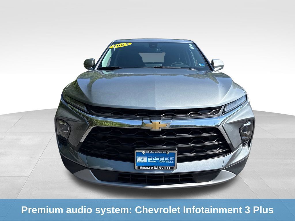 Used 2025 Chevrolet Blazer LT AWD/4WD image 11