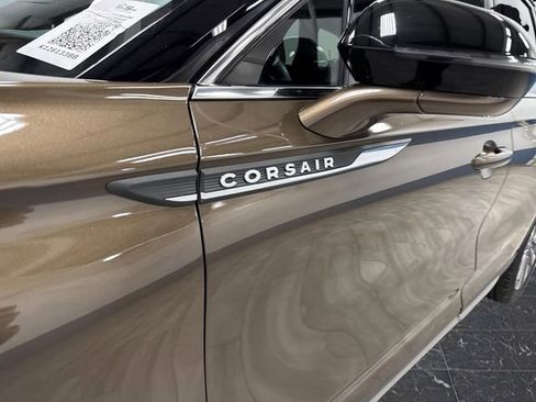 Used 2022 Lincoln Corsair Reserve w/ Elements Package image 38