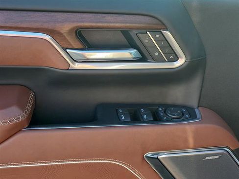 Used 2025 GMC Sierra 2500 Denali Ultimate w/ Max Trailering Package image 20