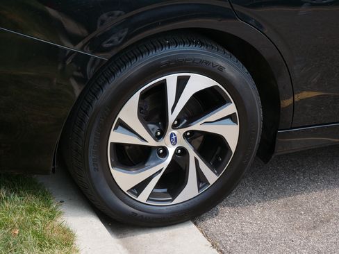 Used 2020 Subaru Legacy Premium AWD/4WD image 5