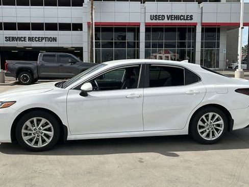 Used 2024 Toyota Camry LE FWD image 3