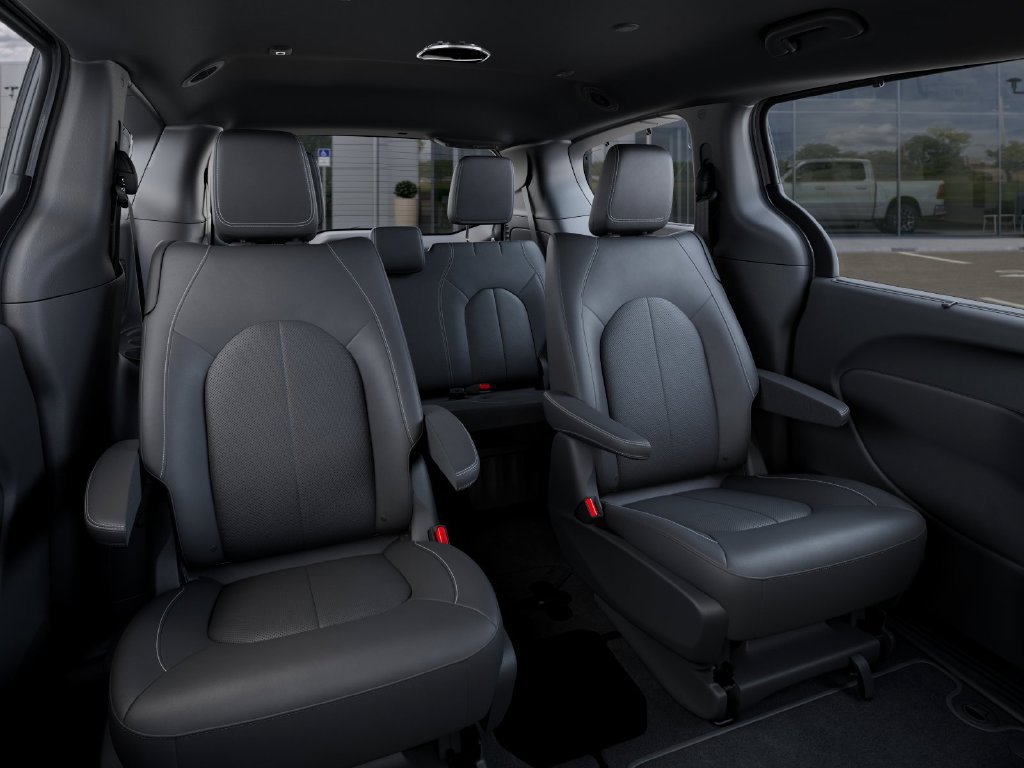 New 2027 Chrysler Pacifica Select w/ Family Tech Group AWD/4WD image 16