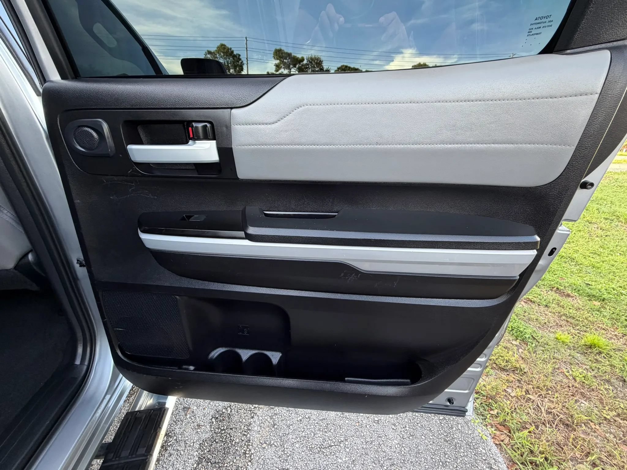 Used 2021 Toyota Tundra Limited RWD image 26