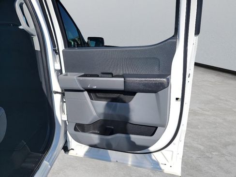 Used 2021 Ford F150 XLT image 30