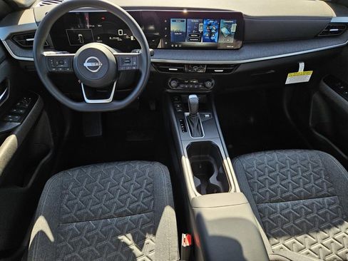 New 2026 Nissan Kicks SV image 10