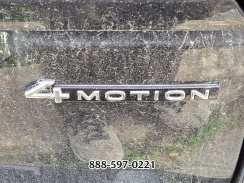 Used 2024 Volkswagen Atlas Peak Edition SE image 6