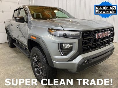 Used 2025 GMC Canyon Elevation w/ Convenience Package