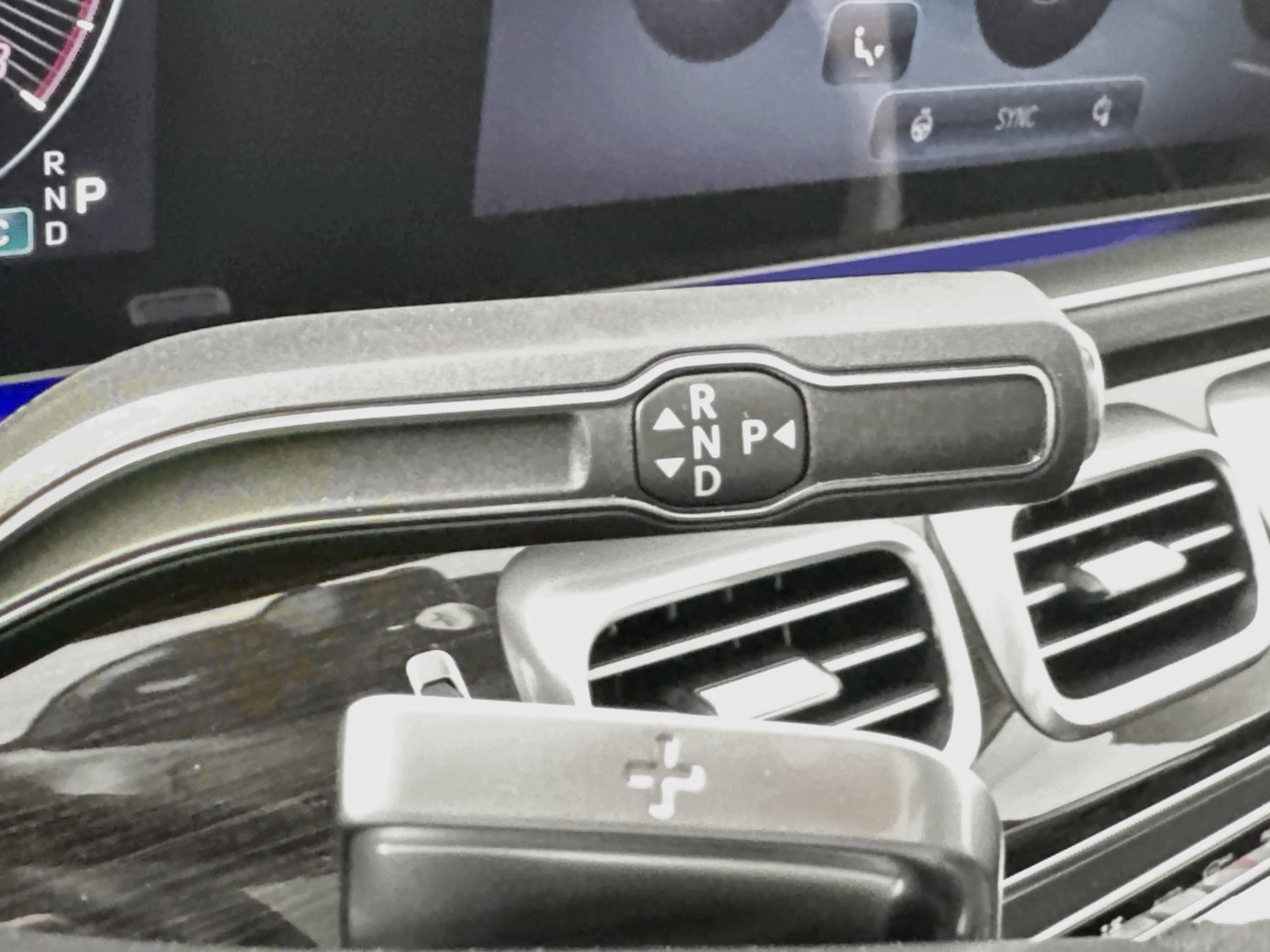 New 2026 Mercedes-Benz GLE 450 4MATIC image 18