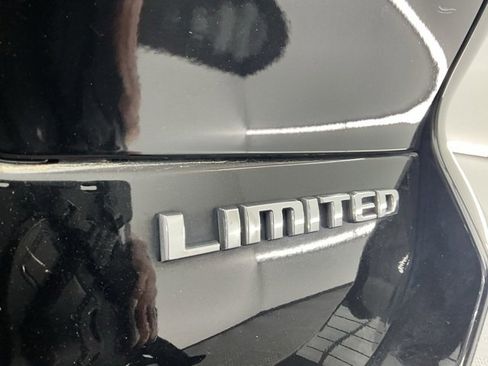 Used 2021 Jeep Grand Cherokee L Limited image 25