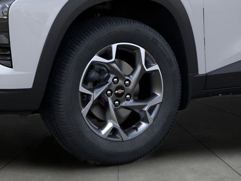 New 2026 Chevrolet Trax LT w/ Driver Confidence Package FWD image 9