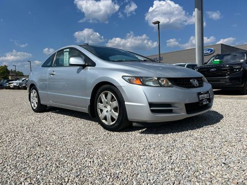 Used 2009 Honda Civic LX image 2
