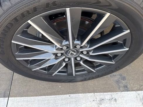 Used 2024 Lexus GX 550 image 15