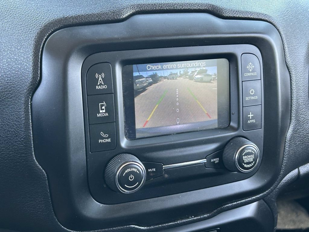 Used 2019 Jeep Renegade Sport w/ Sport Appearance Group AWD/4WD image 28