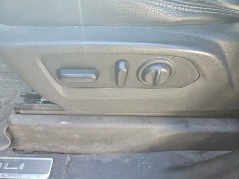 Used 2019 GMC Sierra 1500 Denali w/ Denali Ultimate Package image 12